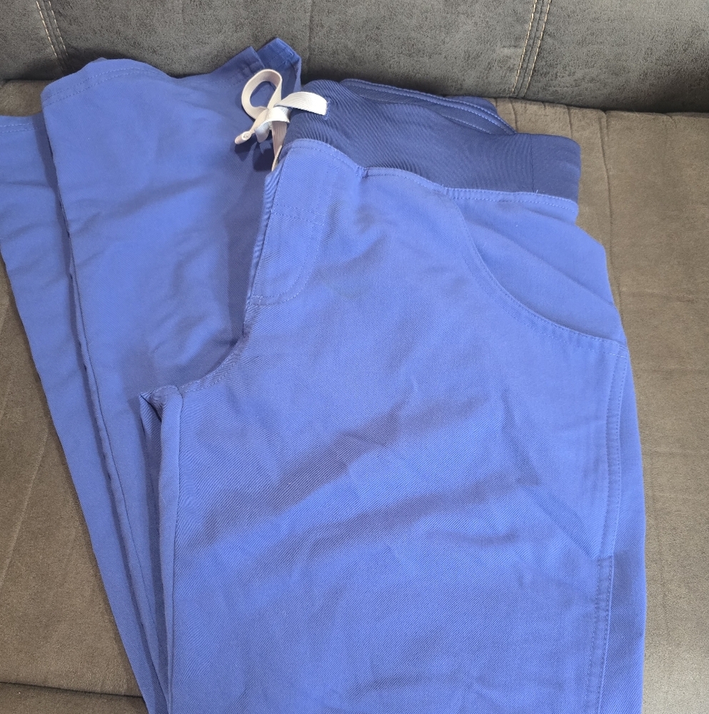 Figs Pants Size Small